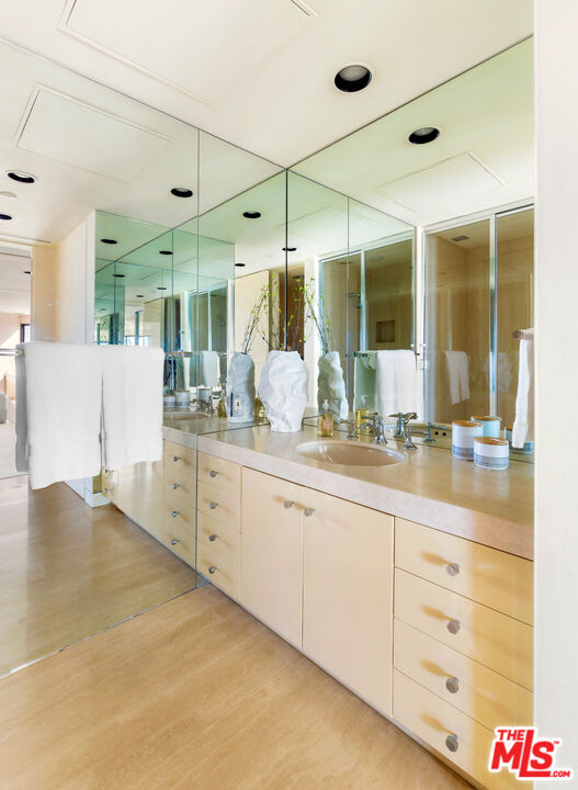 10560 Wilshire Blvd Unit: 1803