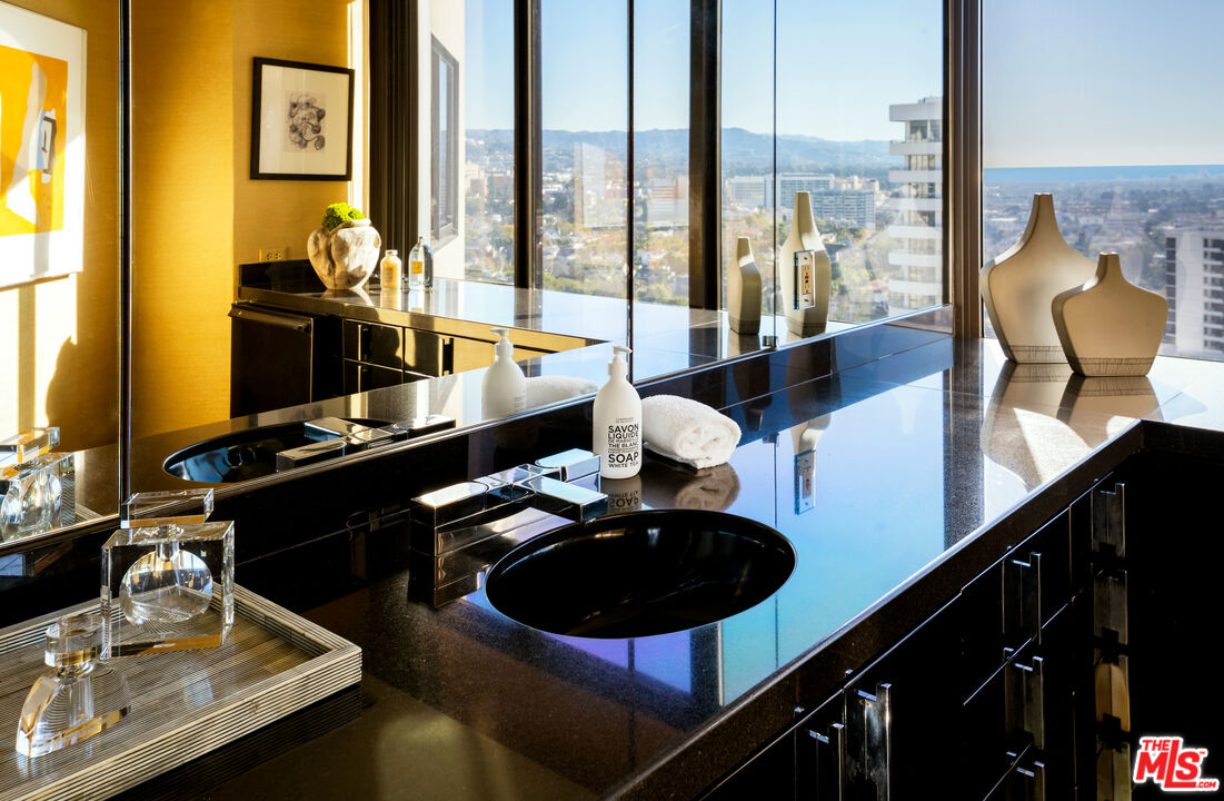 10560 Wilshire Blvd Unit: 1803