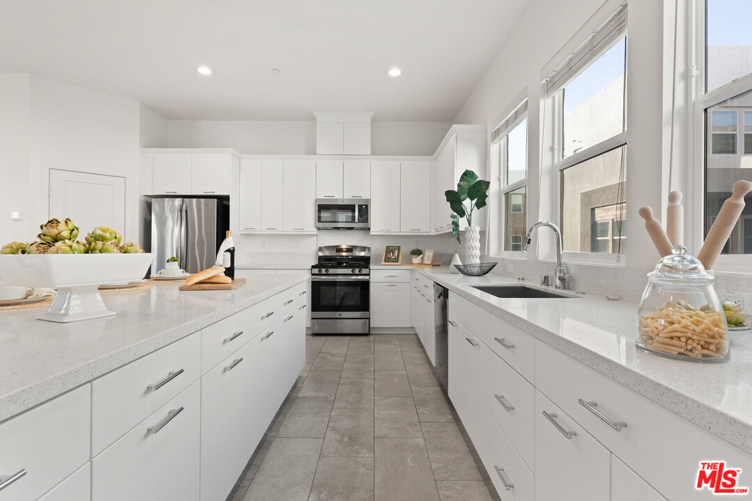 939 E Mason Ln Unit: 59