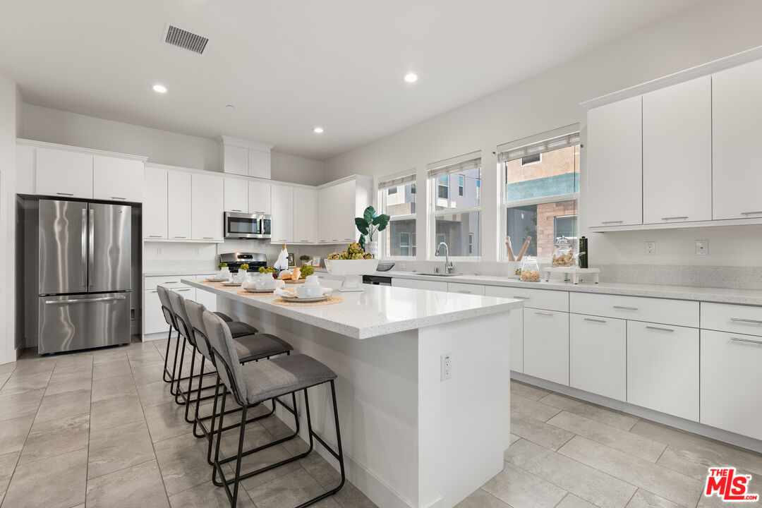 939 E Mason Ln Unit: 59