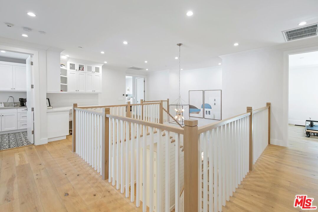 4152 Sunnyslope Ave