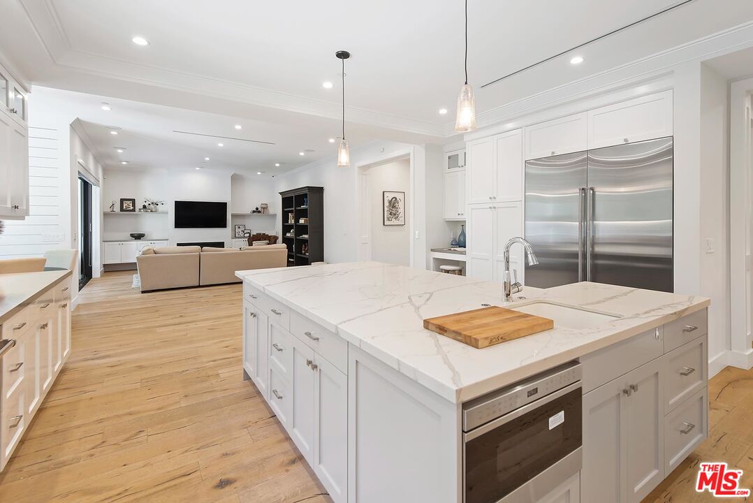 4152 Sunnyslope Ave