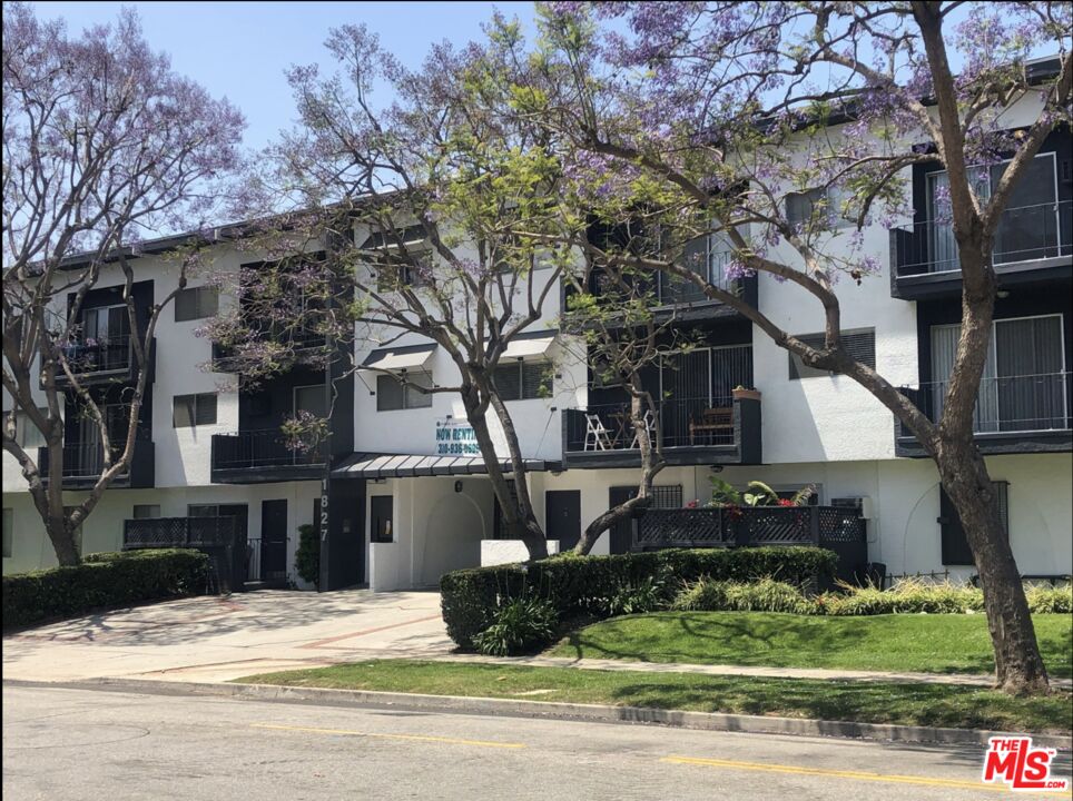 1827 Veteran Ave
