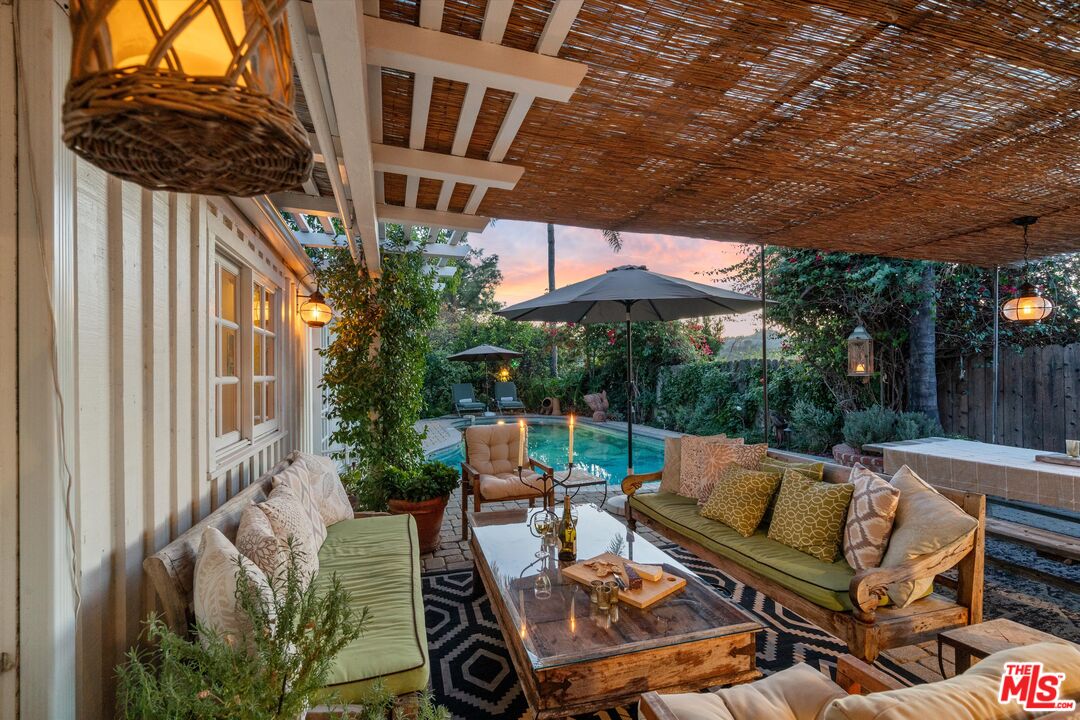 3844 BUENA PARK DR