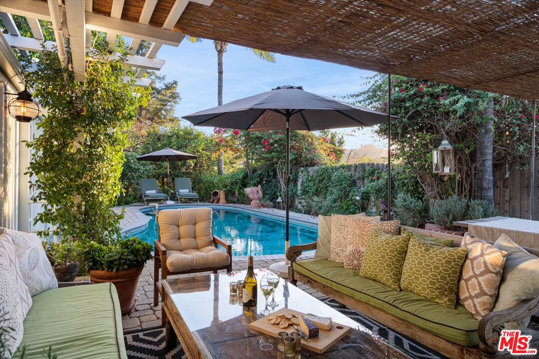 3844 BUENA PARK DR