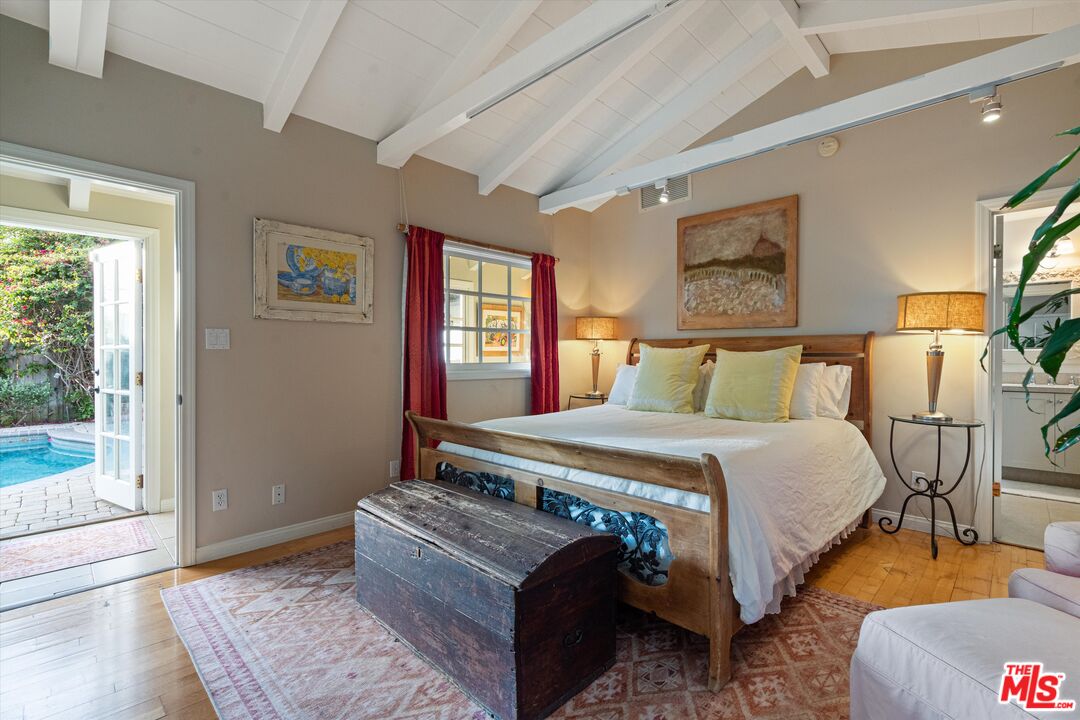 3844 BUENA PARK DR