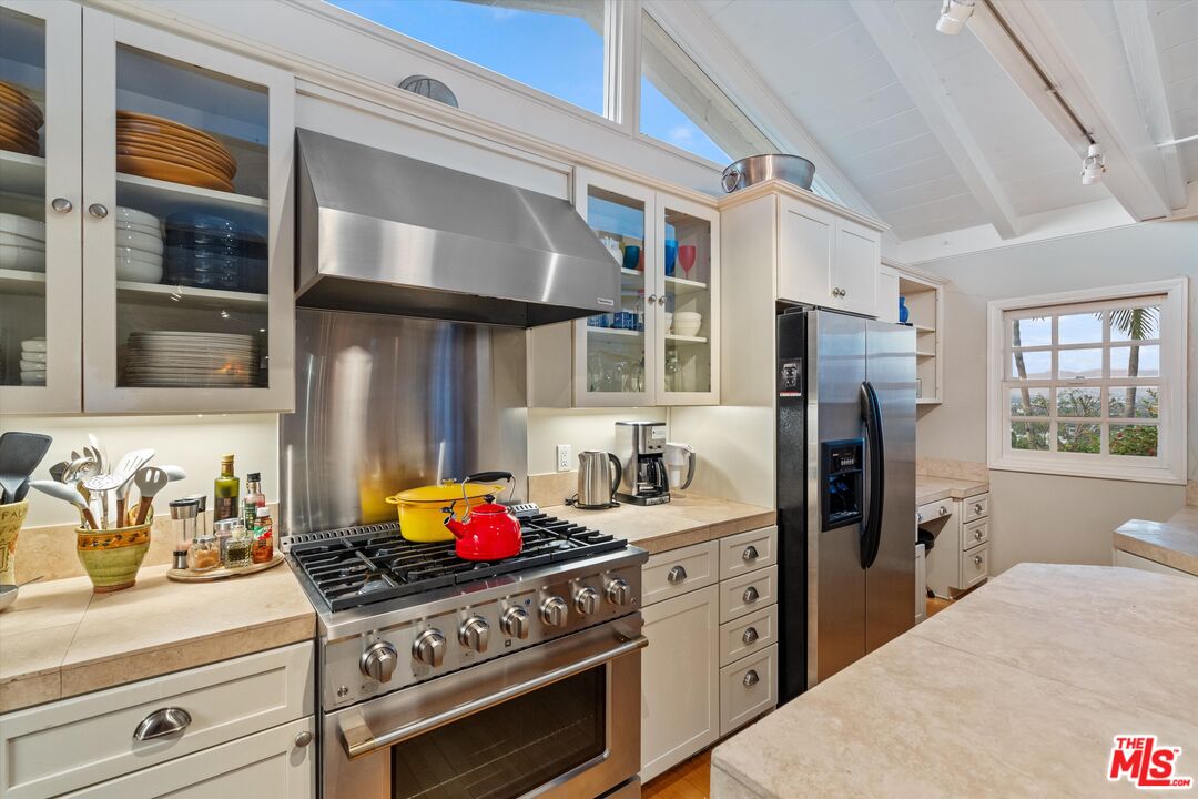 3844 BUENA PARK DR