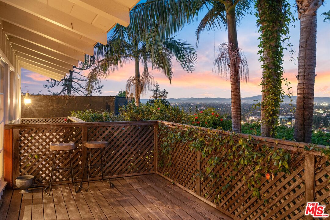 3844 BUENA PARK DR