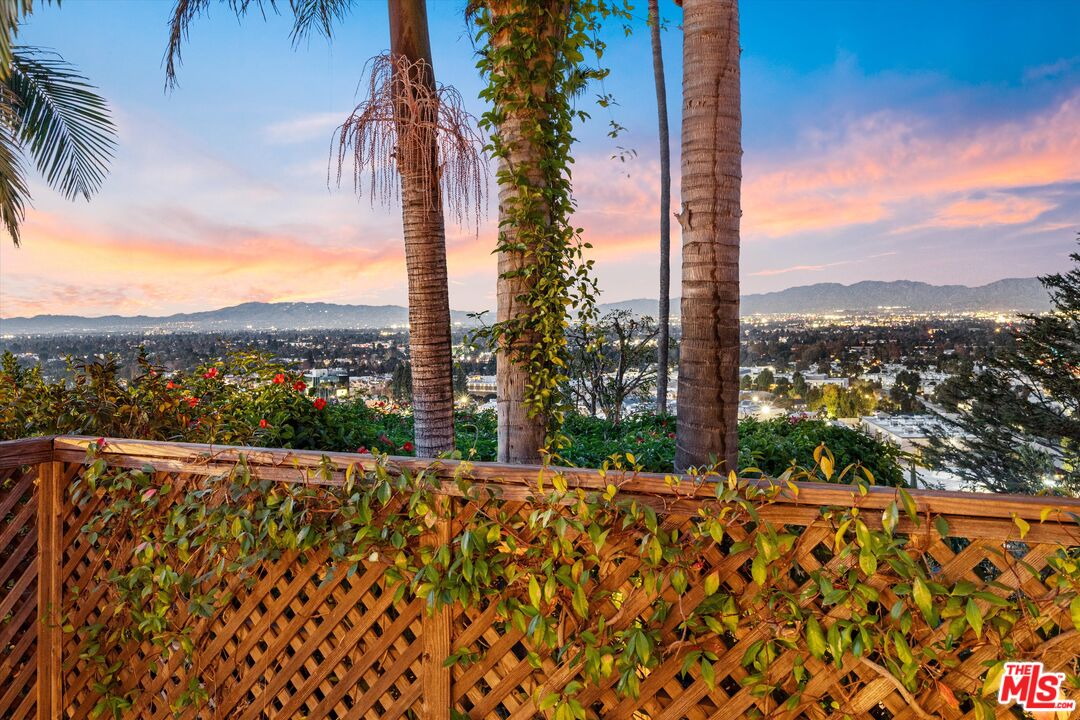 3844 BUENA PARK DR