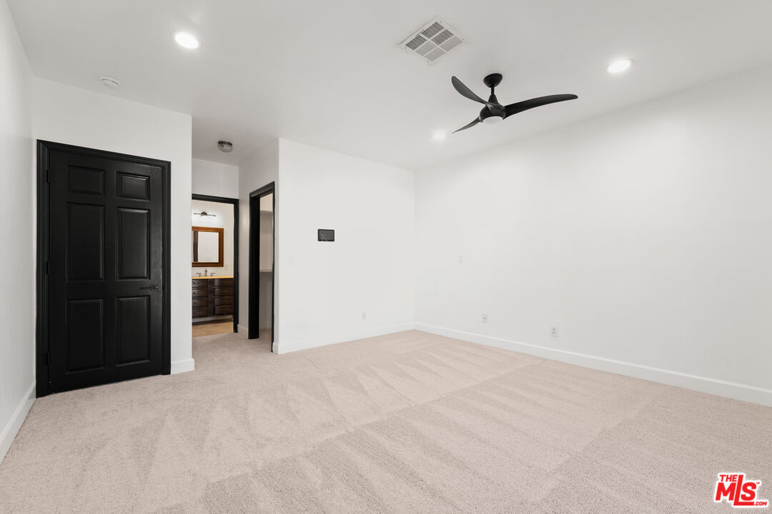 22730 Dale Ct