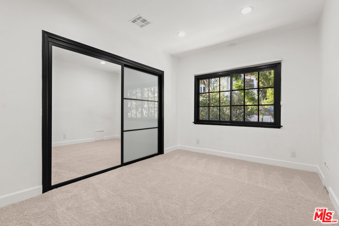 22730 Dale Ct