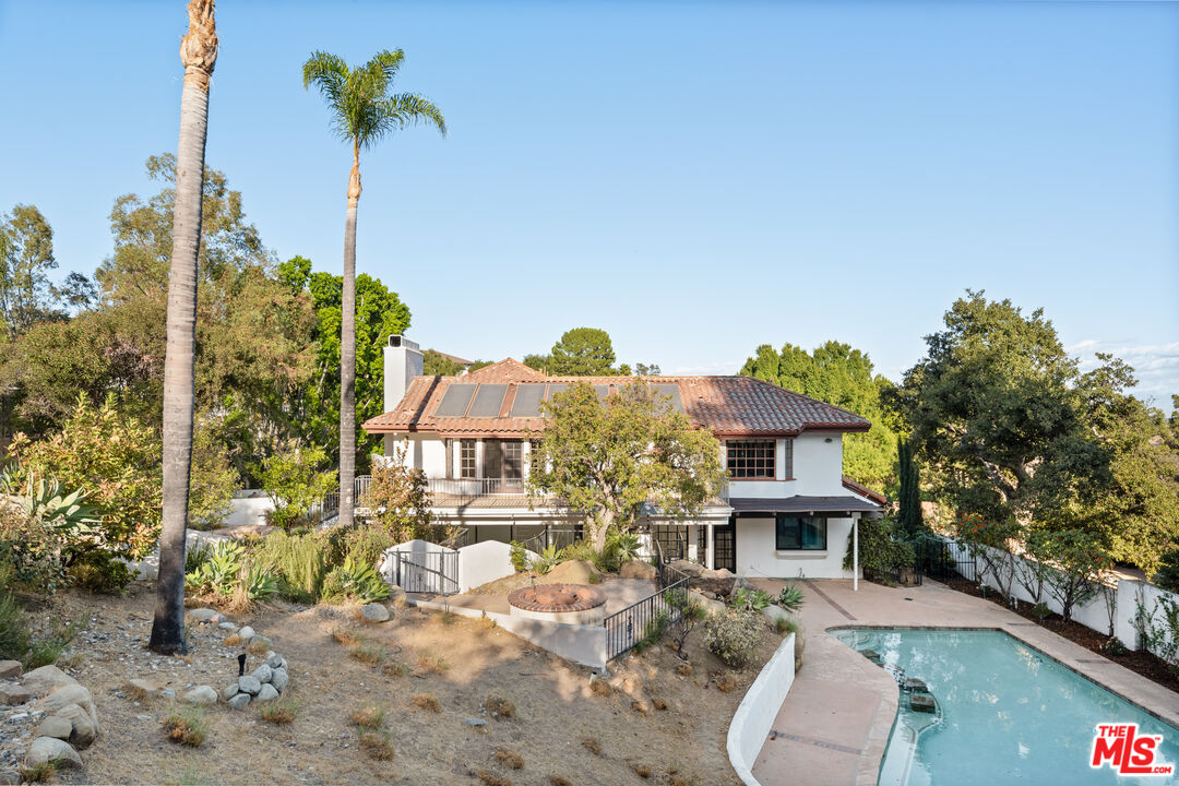 22730 Dale Ct