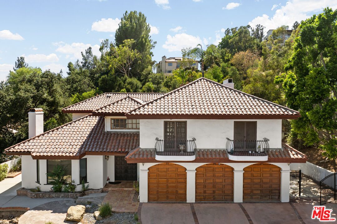 22730 Dale Ct