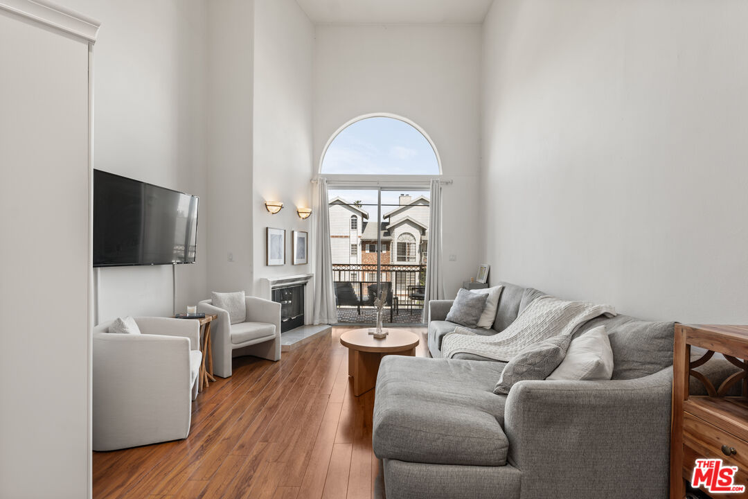 1211 S Shenandoah St Unit: 302