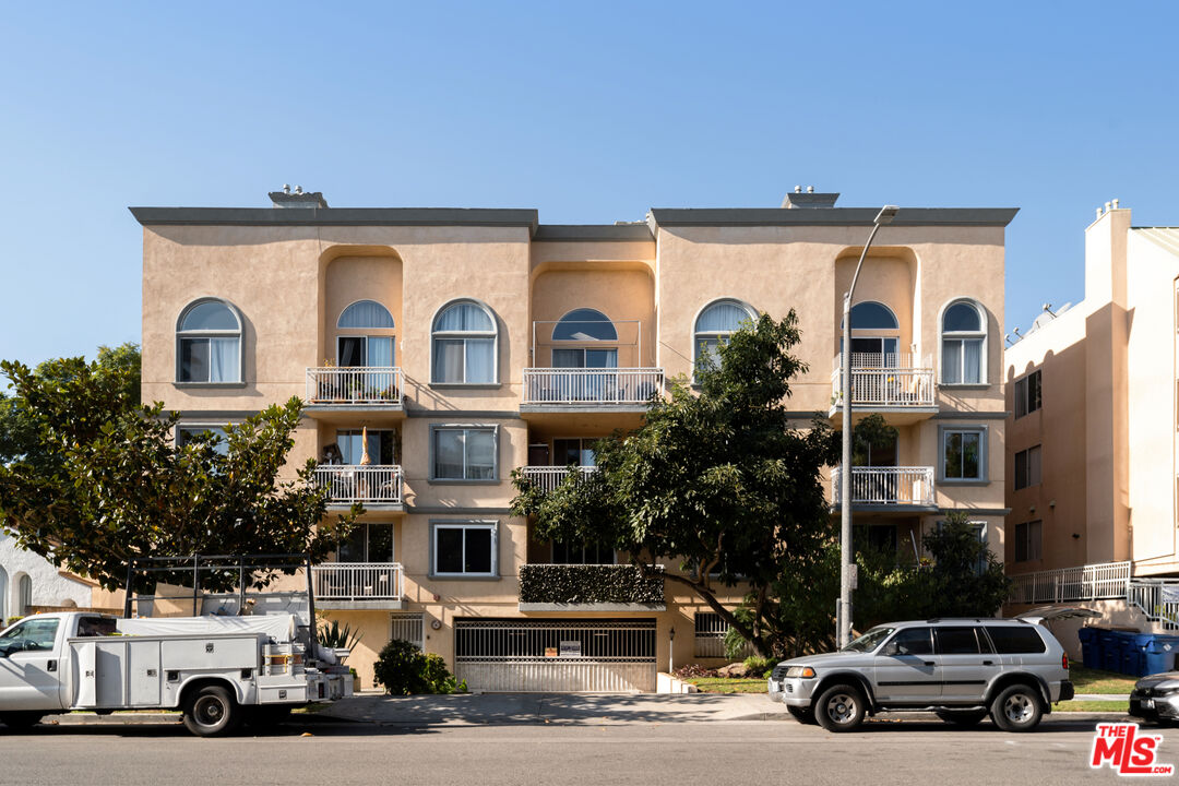 1211 S Shenandoah St Unit: 302