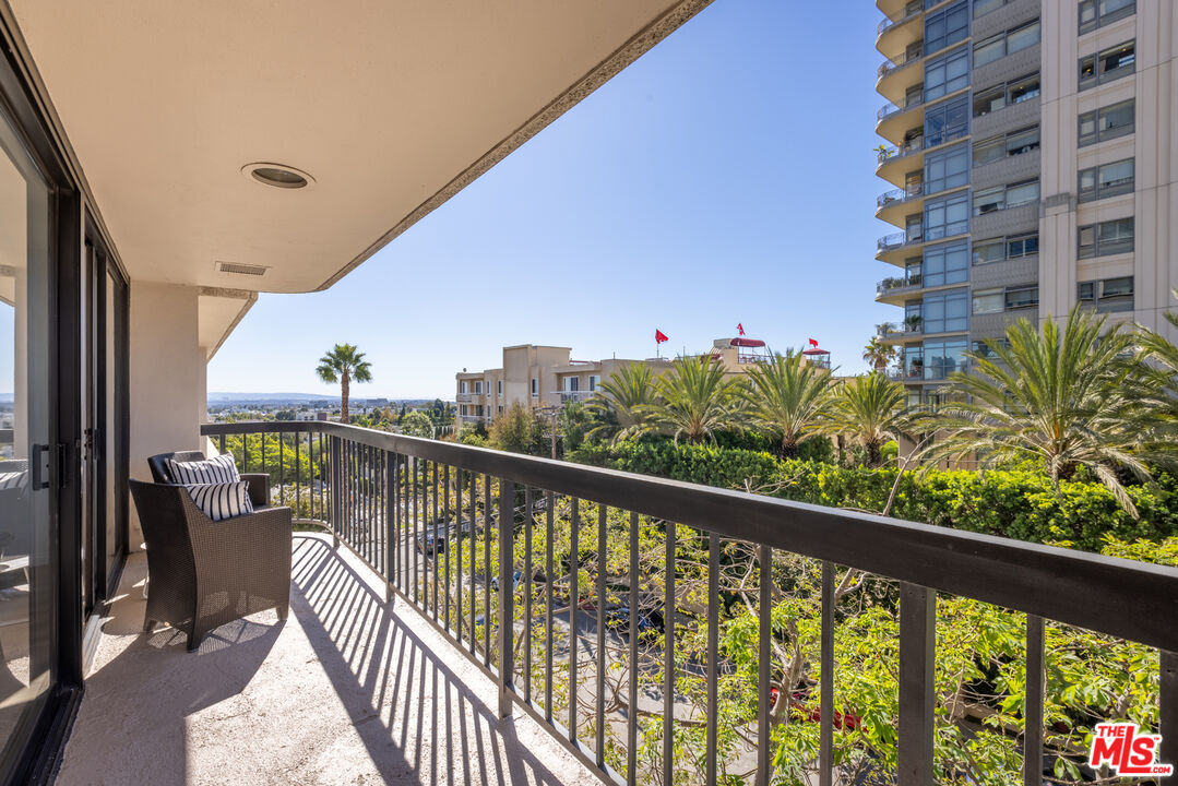 10790 Wilshire Blvd Unit: 301