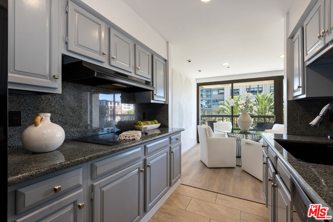 10790 Wilshire Blvd Unit: 301