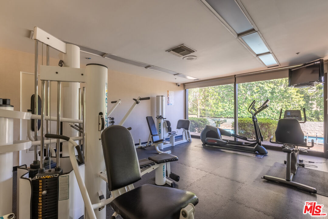 10790 Wilshire Blvd Unit: 301