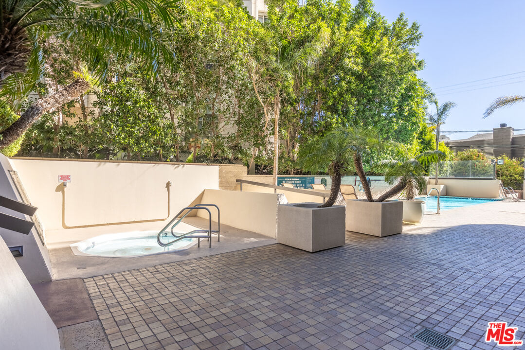 10790 Wilshire Blvd Unit: 301