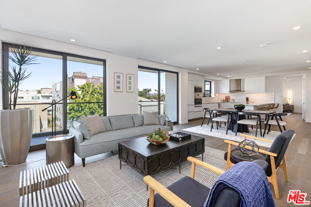 411 S Hamel Rd Unit: 303