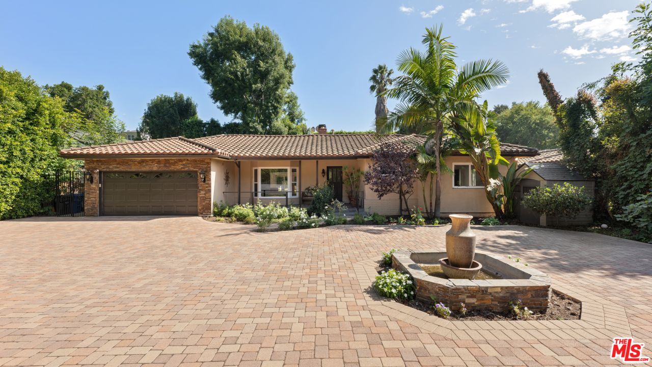 11182 W Sunset Blvd