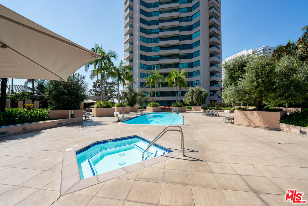 10490 Wilshire Blvd Unit: 303