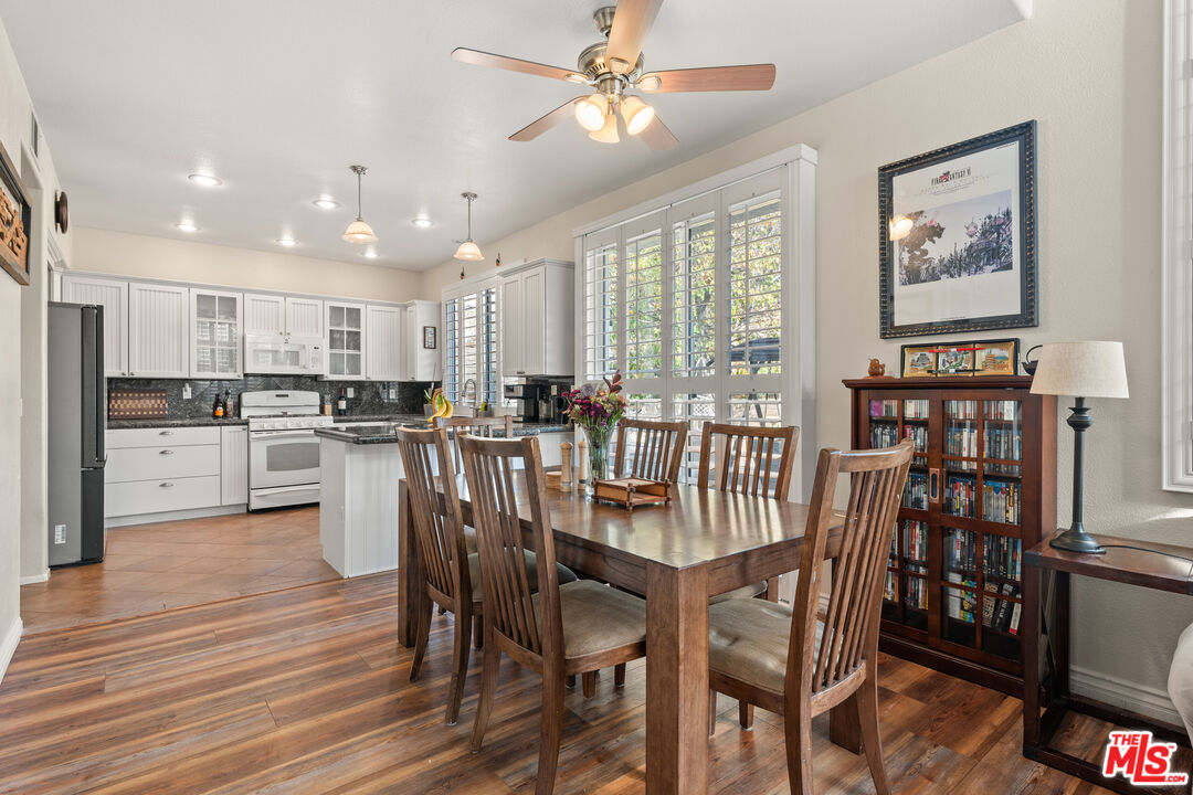 27870 Skycrest Cir