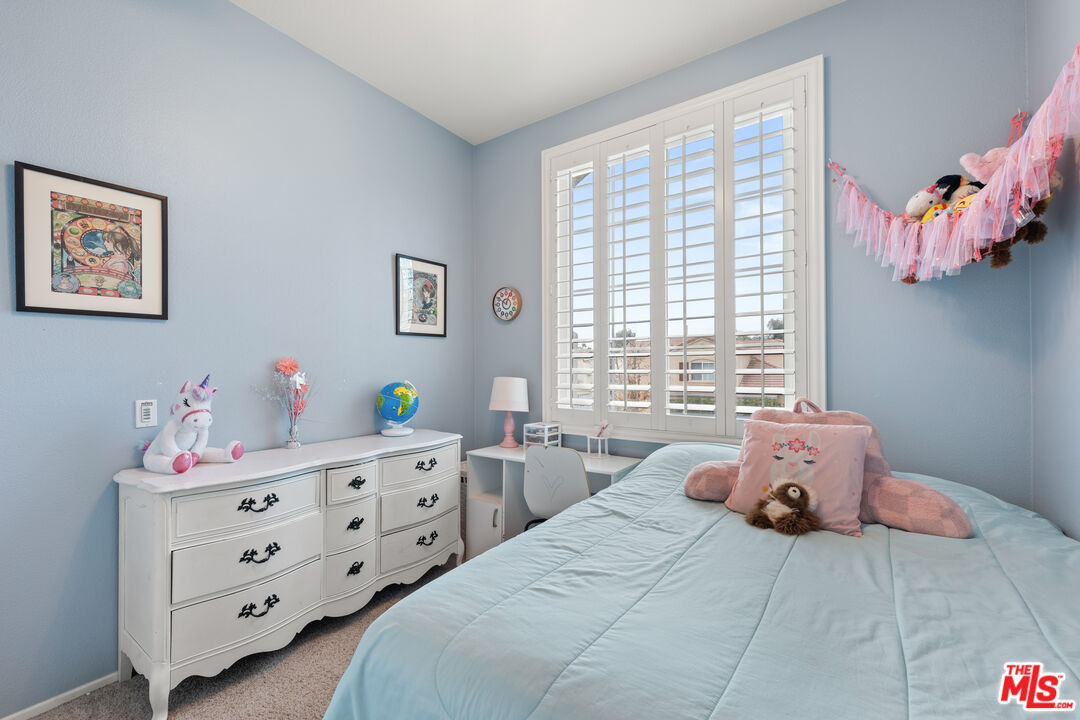 27870 Skycrest Cir