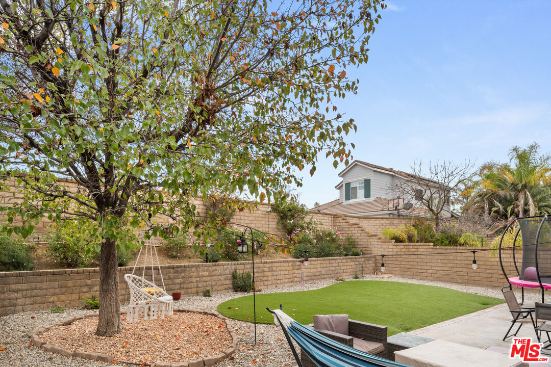 27870 Skycrest Cir