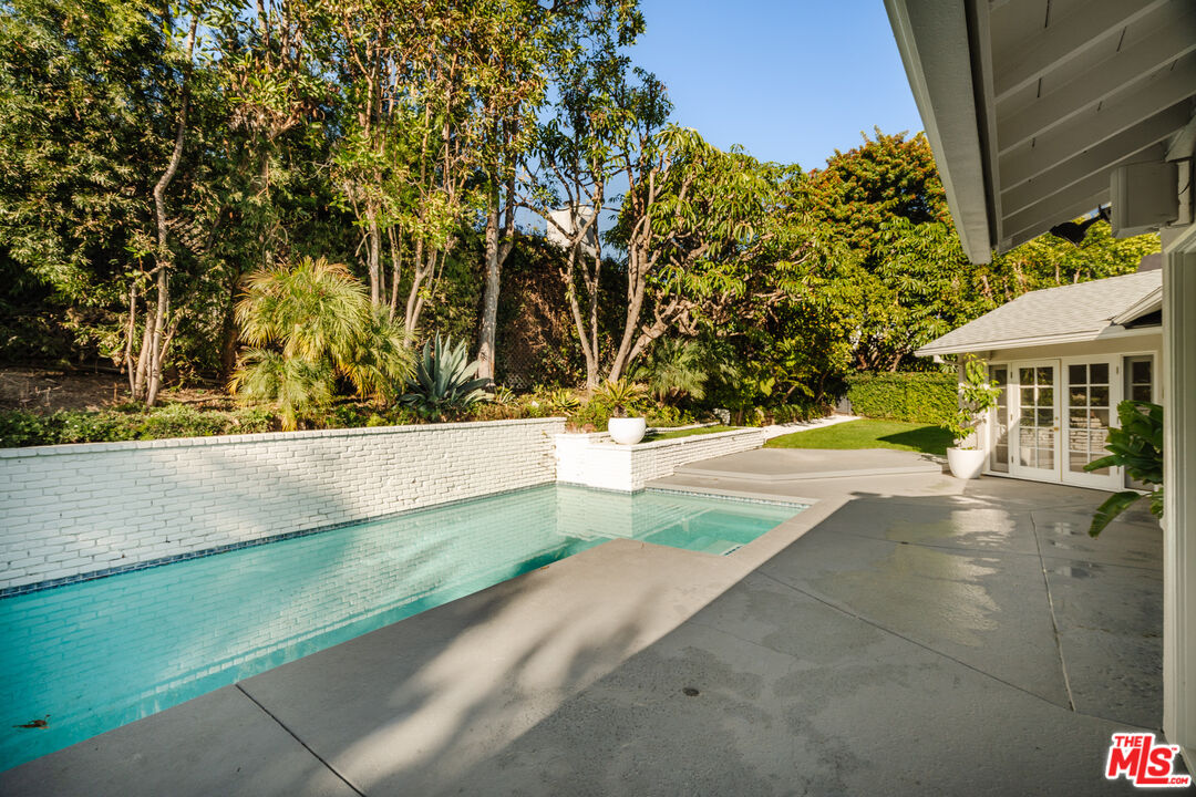10101 Angelo Cir