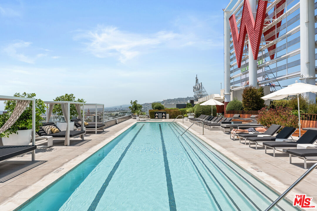6250 Hollywood Blvd Unit: 11F