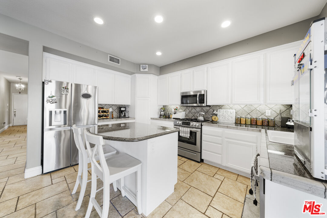 1845 Magia Cir