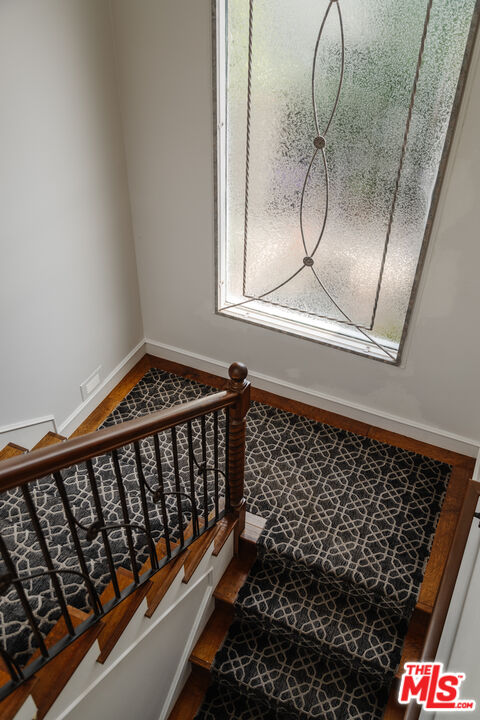 4146 Vicasa Dr