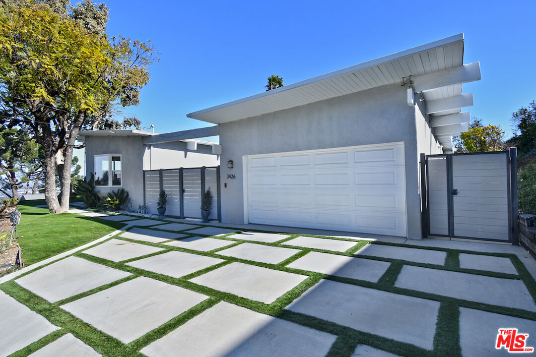 3426 Alginet Dr