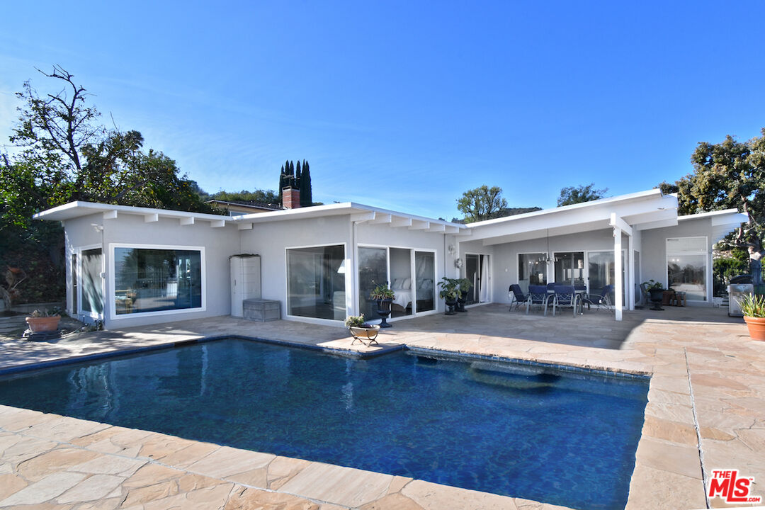 3426 Alginet Dr