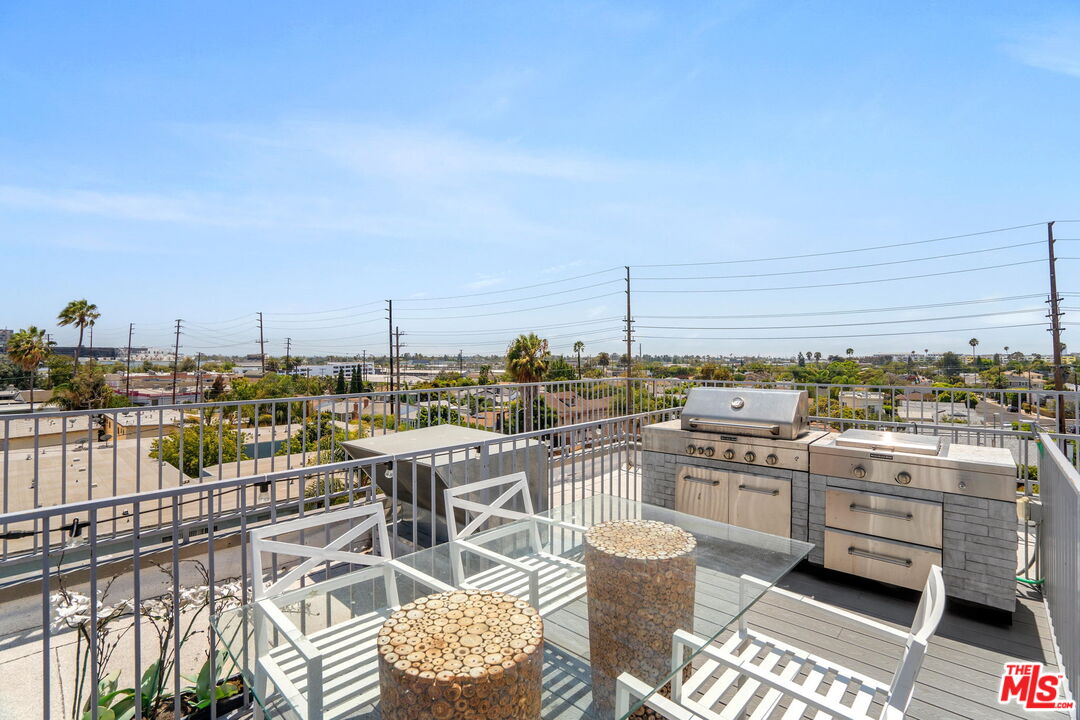 11979 Walnut Ln Unit: 1