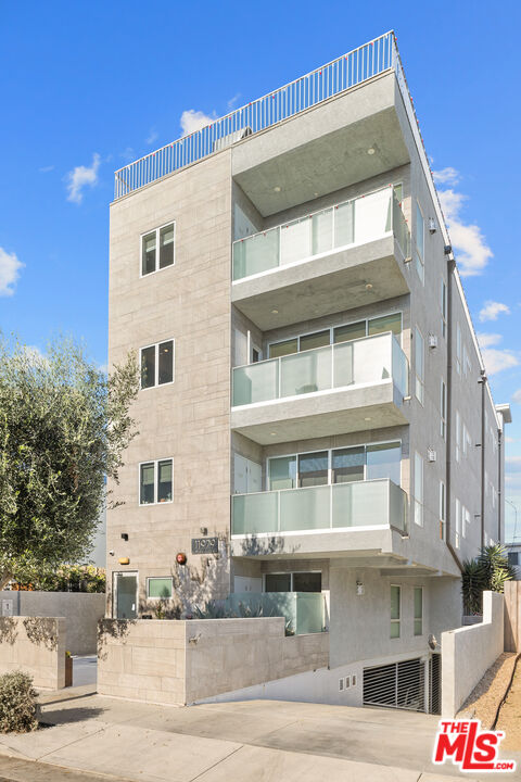 11979 Walnut Ln Unit: 1