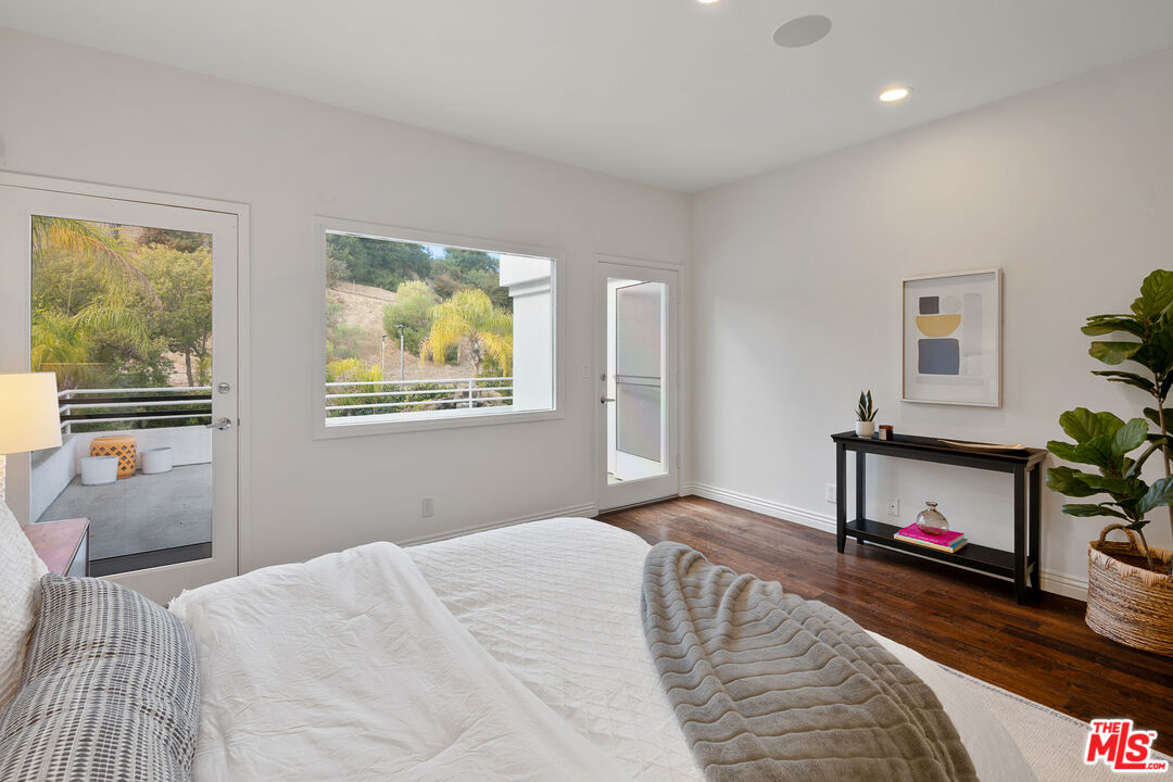 4139 Vicasa Dr