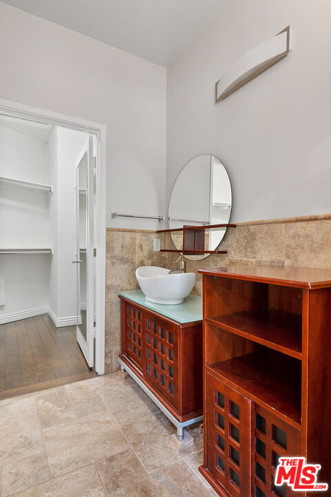 4139 Vicasa Dr