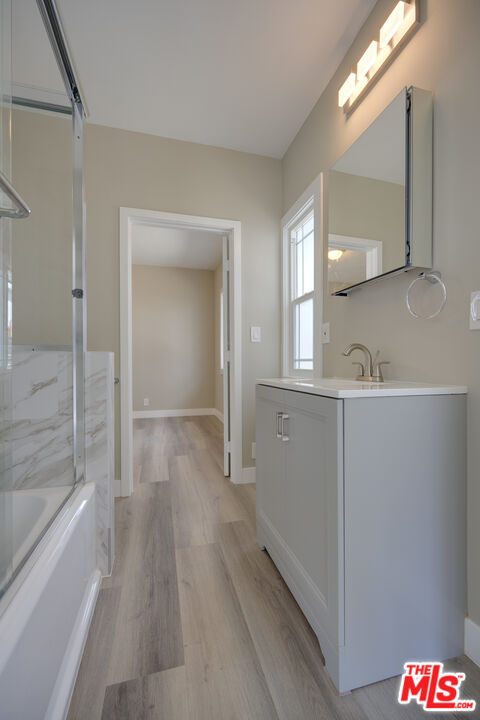 1127 N Formosa Ave