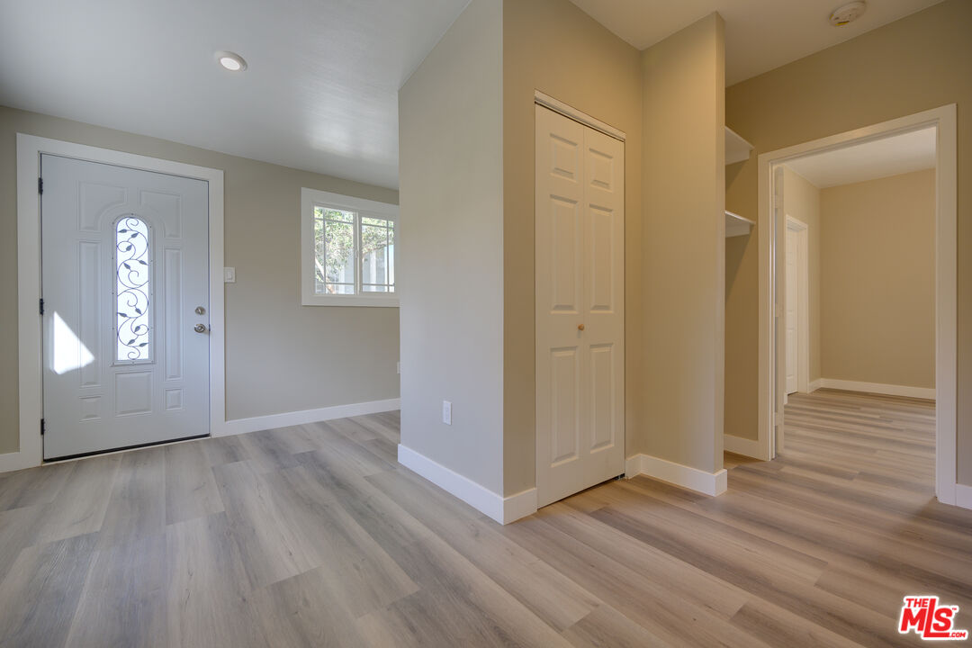 1127 N Formosa Ave