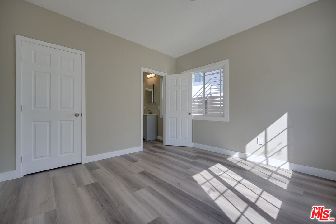 1127 N Formosa Ave