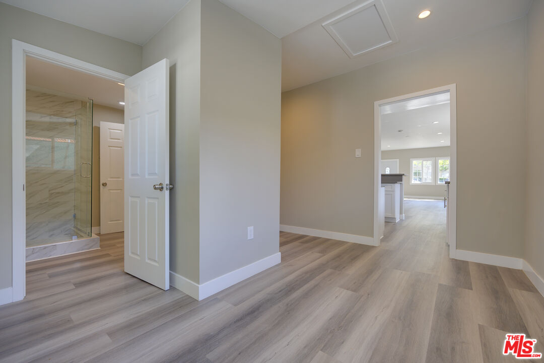 1127 N Formosa Ave