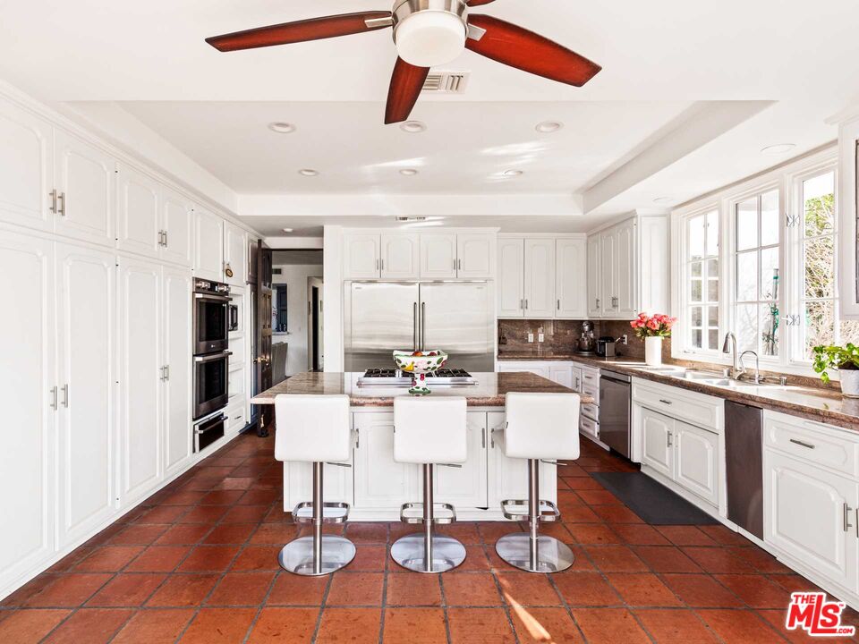 2113 Stoney Hill Rd