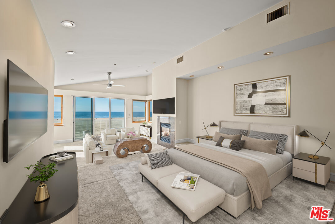 1351 Palisades Beach Rd Unit: 400