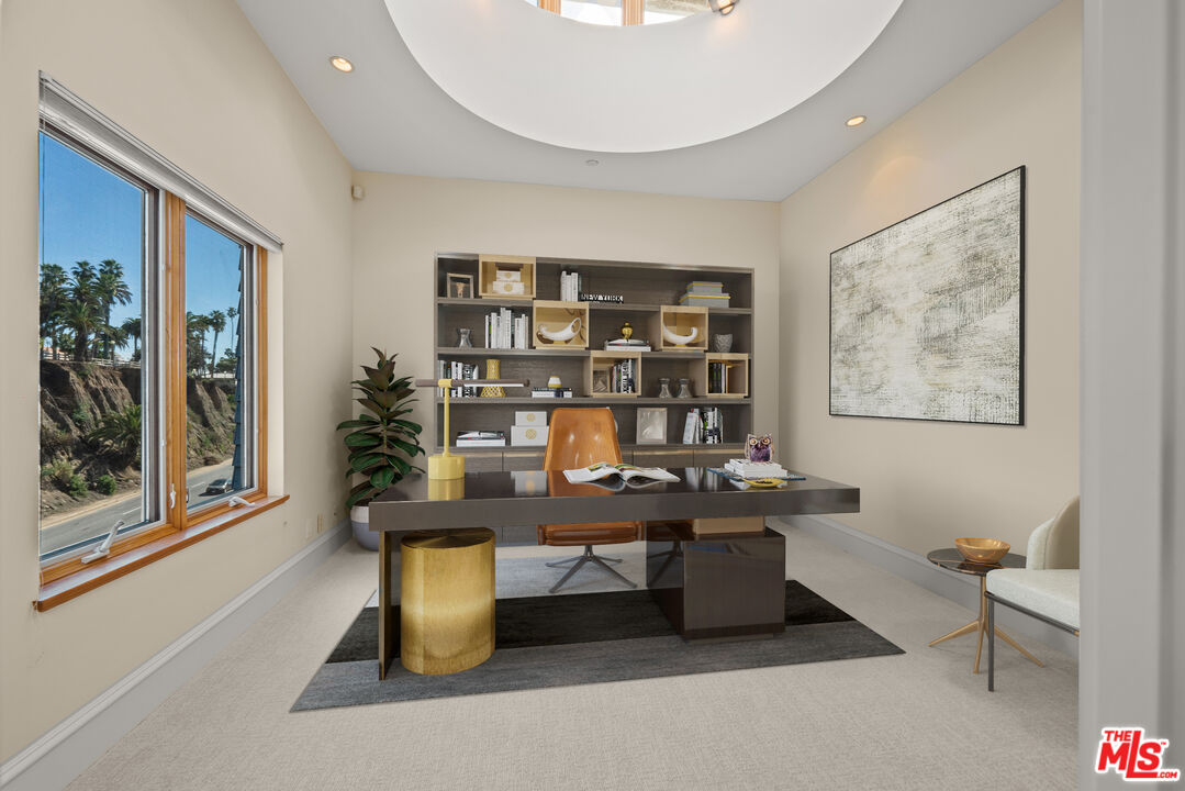 1351 Palisades Beach Rd Unit: 400