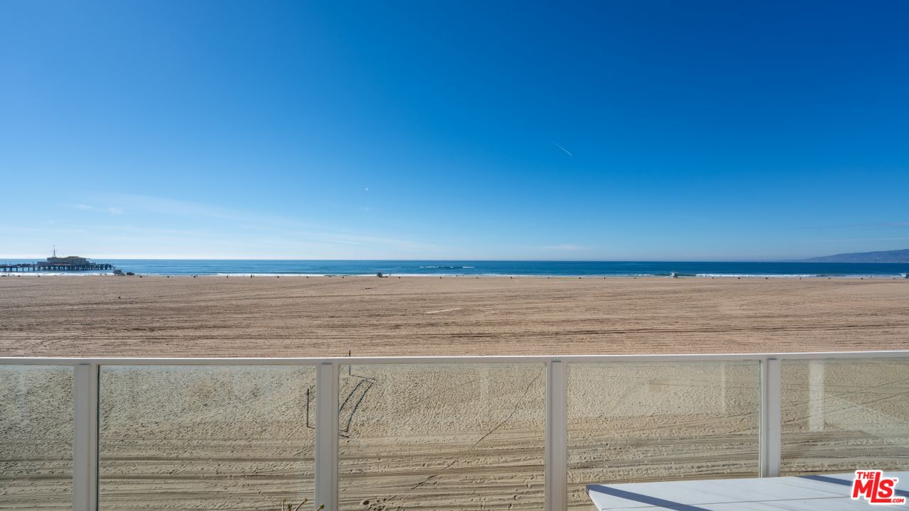 1351 Palisades Beach Rd Unit: 400