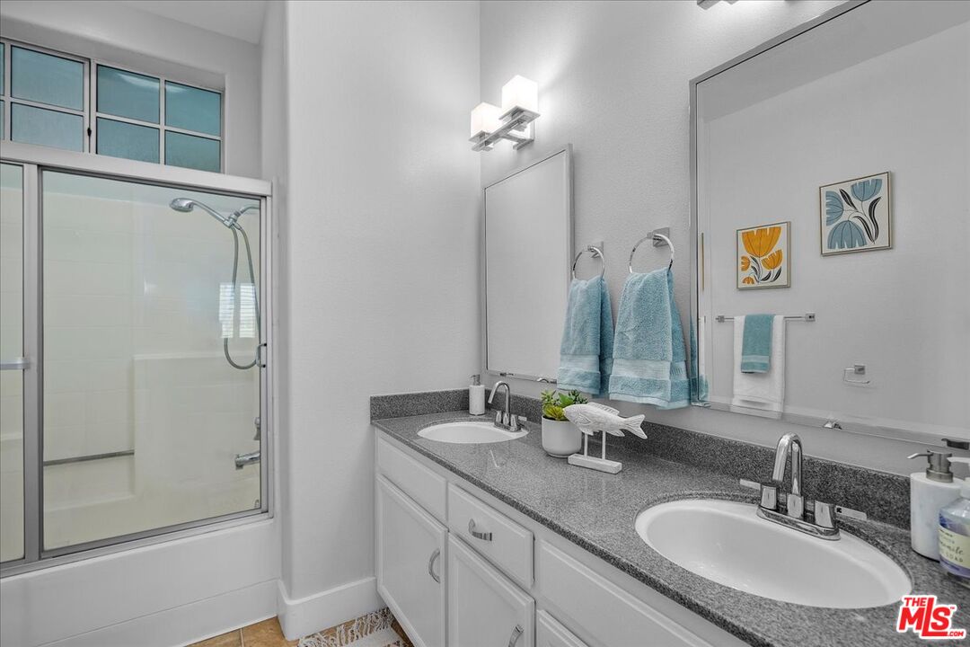1225 Armacost Ave Unit: 303
