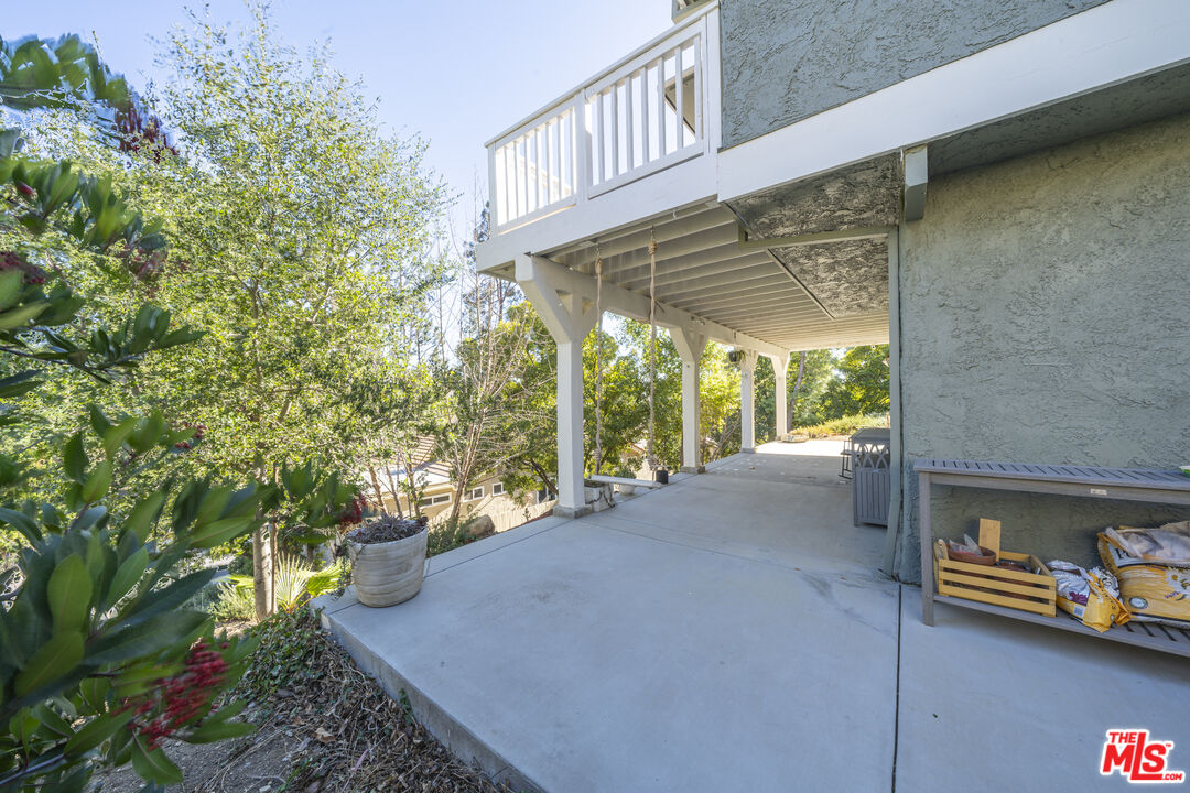 5705 Camelia Ln