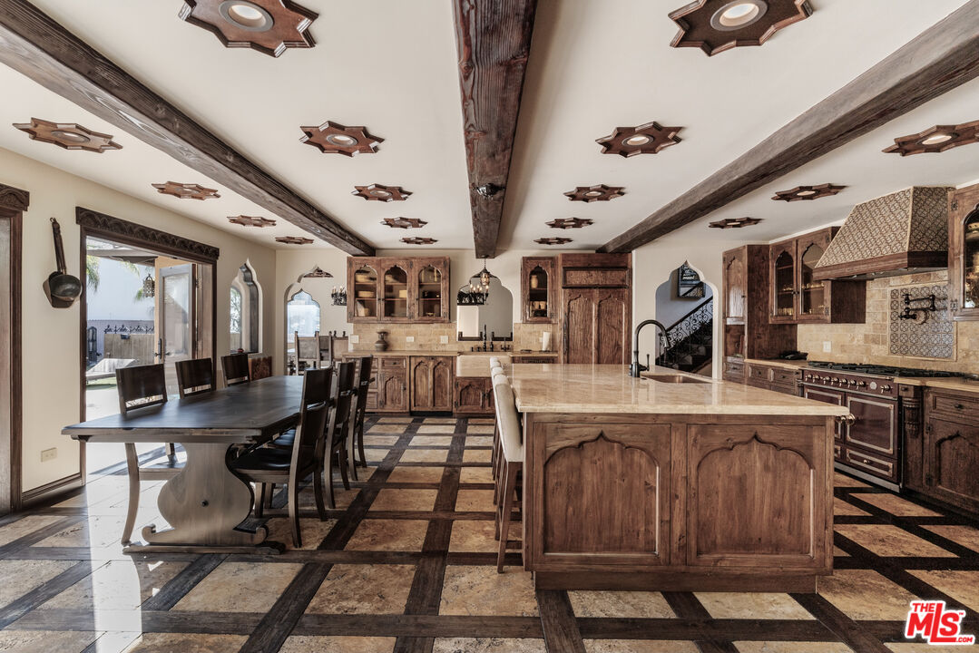 7947 Electra Dr